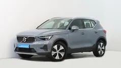 Cinzento Usado 2022 Volvo XC40 SUV | € 32.500 (Preço justo)