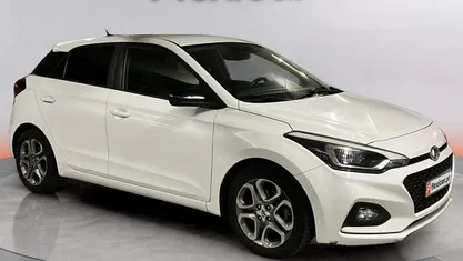 Branco Usado 2019 Hyundai i20 Citadino | € 12.490 (Preço justo)