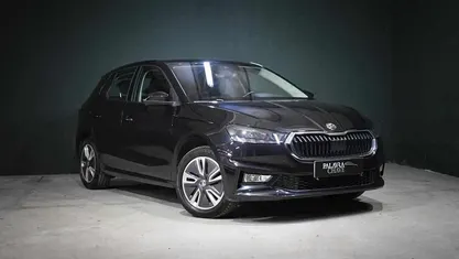 Usado Skoda Fabia 110 HP (80 kW) 2023 Preto Citadino
