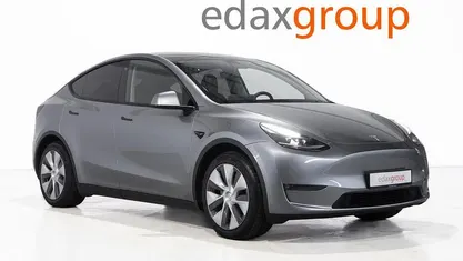 Cinza Usado 2023 Tesla Model Y SUV | € 41.540 (Preço justo)