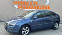 Azul Usado 2005 Ford Focus Citadino | € 6.450 (Preço justo)