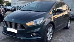 Verde Usado 2018 Ford S-MAX S Monovolume | € 21.950 (Bom preço)