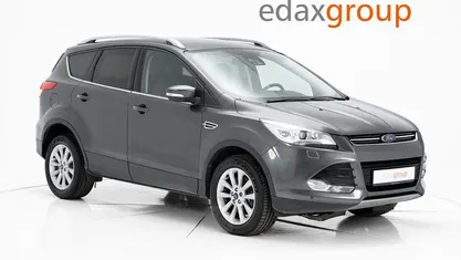 Usado Ford Kuga 120 HP (88 kW) 2016 Cinzento SUV