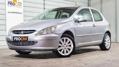 Cinzento Usado 2004 Peugeot 307 | € 2.250 (Bom preço)