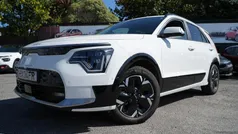 Branco Usado 2024 Kia e-Niro SUV | € 31.450 (Preço justo)