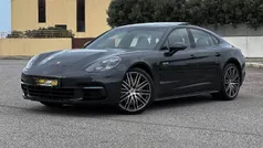 Cinzento Usado 2017 Porsche Panamera 4 Executive Sedan | € 74.990 (Preço justo)