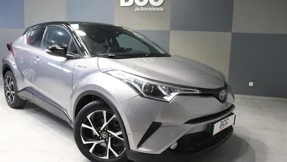 Cinza Usado 2017 Toyota C-HR Comfort SUV | € 20.990 (Preço justo)