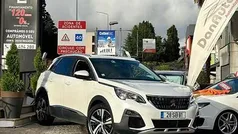 Branco Usado 2016 Peugeot 3008 Allure SUV | € 18.995 (Preço justo)