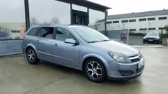Cinzento Usado 2005 Opel Astra Cosmo Carrinha | € 4.900 (Preço justo)