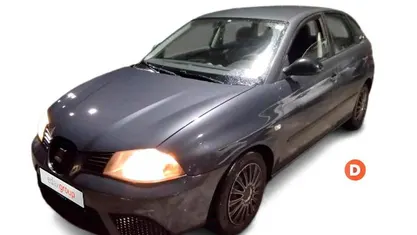 Usado Seat Ibiza 64 HP (47 kW) 2006 Cinzento Citadino