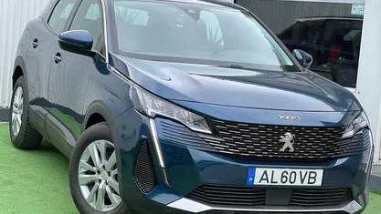 Usado Peugeot 3008 Active 130 HP (95 kW) 2021 Azul SUV