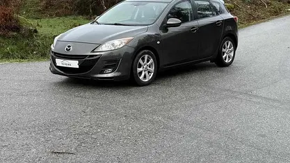 Usado Mazda 3 109 HP (80 kW) 2009 Cinzento Sedan