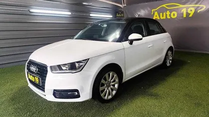 Usado Audi A1 Sportback 90 HP (66 kW) 2016 Branco Citadino