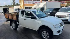 Branco Usado 2014 Mitsubishi L200 Invite Pickup | € 20.750 (Preço justo)