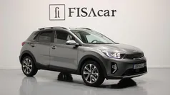 Cinza Usado 2025 Kia Stonic SUV | € 21.900 (Preço justo)