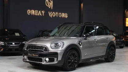 Usado Mini Countryman 224 HP (164 kW) 2019 Cinzento