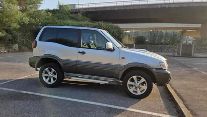 Usado Nissan Terrano 154 HP (113 kW) 2005 SUV