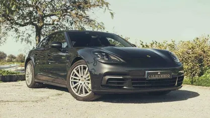 Usado 2018 Porsche Panamera Sedan | € 75.990 (Preço justo)