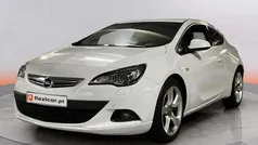Branco Usado 2012 Opel Astra Sedan | € 11.890