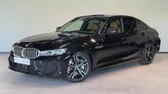 Preto Usado 2023 BMW 330 Sedan | € 53.946