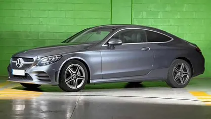 Cinzento Usado 2020 Mercedes C220 Coupé | € 31.500 (Super Preço)