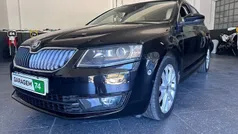 Preto Usado 2015 Skoda Octavia Elegance Carrinha | € 11.990 (Preço justo)