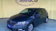 Cinzento Usado 2021 Skoda Fabia Ambition | € 16.000 (Preço justo)