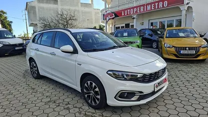 Branco Usado 2022 Fiat Tipo Lounge | € 15.990 (Preço justo)
