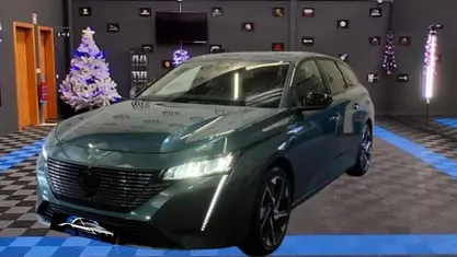 Usado Peugeot 308 SW Allure 130 HP (95 kW) 2023 Carrinha