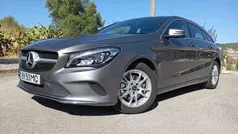 Cinzento Usado 2017 Mercedes CLA180 Shooting Brake Carrinha | € 19.750 (Preço justo)