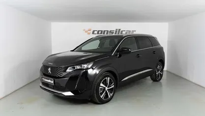 Preto Usado 2024 Peugeot 5008 | € 28.980 (Preço justo)