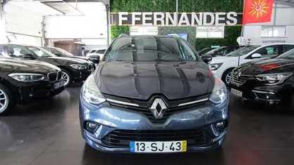 Usado Renault Clio IV 90 HP (66 kW) 2017 Azul Carrinha