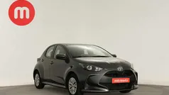 Cinzento Usado 2024 Toyota Yaris | € 18.999 (Preço justo)