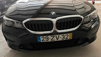 Preto Usado 2020 BMW 318 Carrinha | € 27.500 (Preço justo)