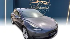 Usado 2020 Tesla Model 3 Standard Range Plus Sedan | € 21.900 (Preço justo)