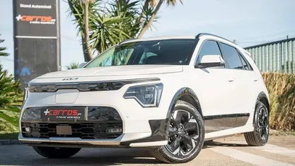 Usado 2023 Kia e-Niro SUV | € 28.900 (Preço justo)