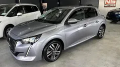 Cinzento Usado 2021 Peugeot 208 Allure Citadino | € 14.900 (Preço justo)