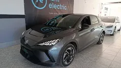 Cinzento Usado 2023 MG MG4 EV Citadino | € 22.900 (Preço justo)