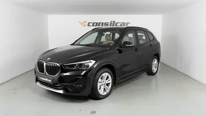 Usado BMW X1 Advantage 220 HP (161 kW) 2021 Preto SUV