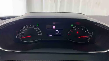 Usado 2025 Peugeot 2008 Style SUV | € 22.990 (Preço justo)