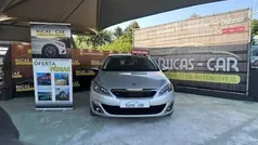 Cinza Usado 2015 Peugeot 308 Active Citadino | € 10.900 (Preço justo)