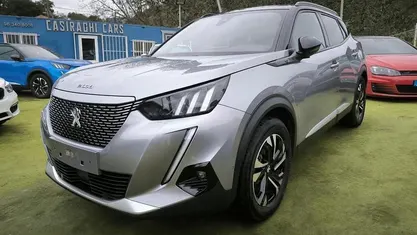 Cinzento Usado 2021 Peugeot e-2008 SUV | € 18.890 (Bom preço)
