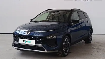 Usado Hyundai Bayon Premium 102 HP (75 kW) 2024 Azul SUV