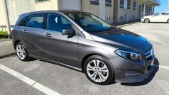 Cinzento Usado 2015 Mercedes B180 Monovolume | € 15.500 (Bom preço)