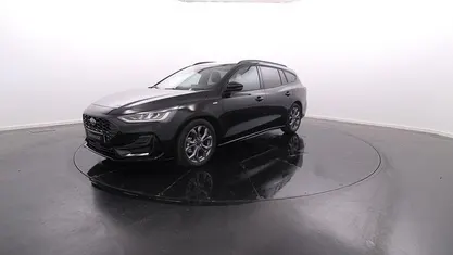 Preto Usado 2023 Ford Focus ST-Line Carrinha | € 25.900 (Preço justo)