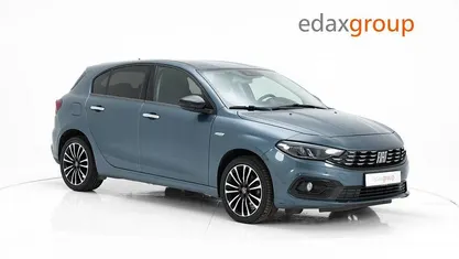 Azul Usado 2021 Fiat Tipo Life Sedan | € 11.990 (Preço justo)
