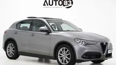 Cinza Usado 2017 Alfa Romeo Stelvio Super SUV | € 22.990 (Preço justo)
