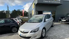 Cinzento Usado 2012 Opel Astra Cosmo | € 7.500 (Preço justo)