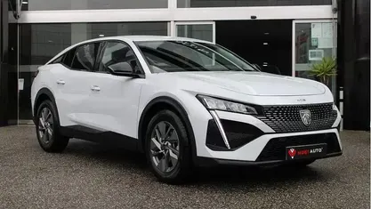 Usado Peugeot 408 Allure 130 HP (95 kW) 2024 Sedan