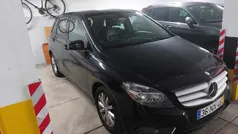 Preto Usado 2013 Mercedes B180 Monovolume | € 17.500 (Preço justo)